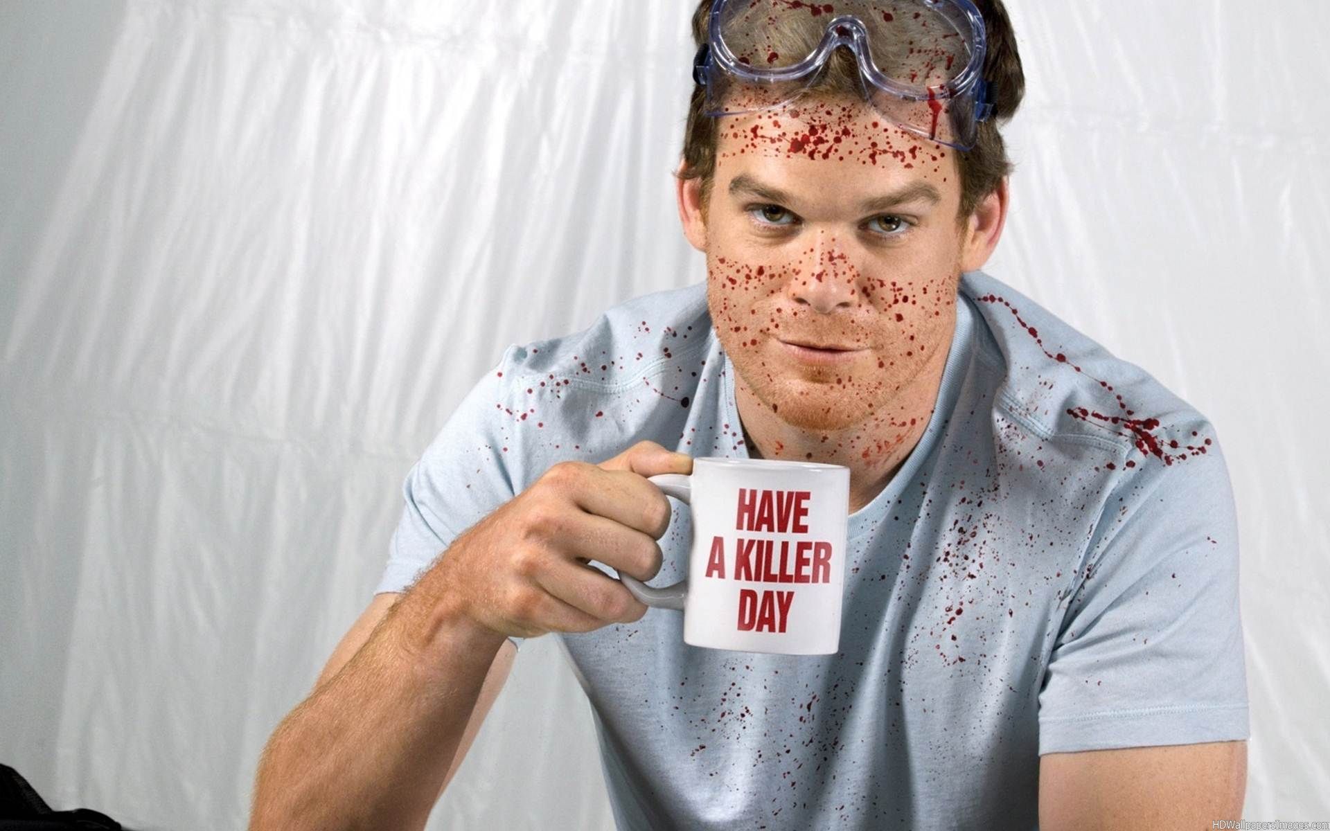 O serial killer mais famoso e querido da atualidade, Dexter Morgan. Um, dos vários exemplos de anti-heróis de sucesso na televisão.