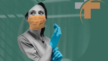Fundo verde com um simbolo de + no canto e uma mulher usando máscara laranja e luvas cirurgicas azuis.