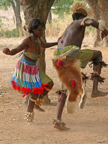 homem e muher dancando.jpg