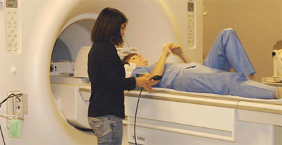 20100823_fmrimachine.jpg